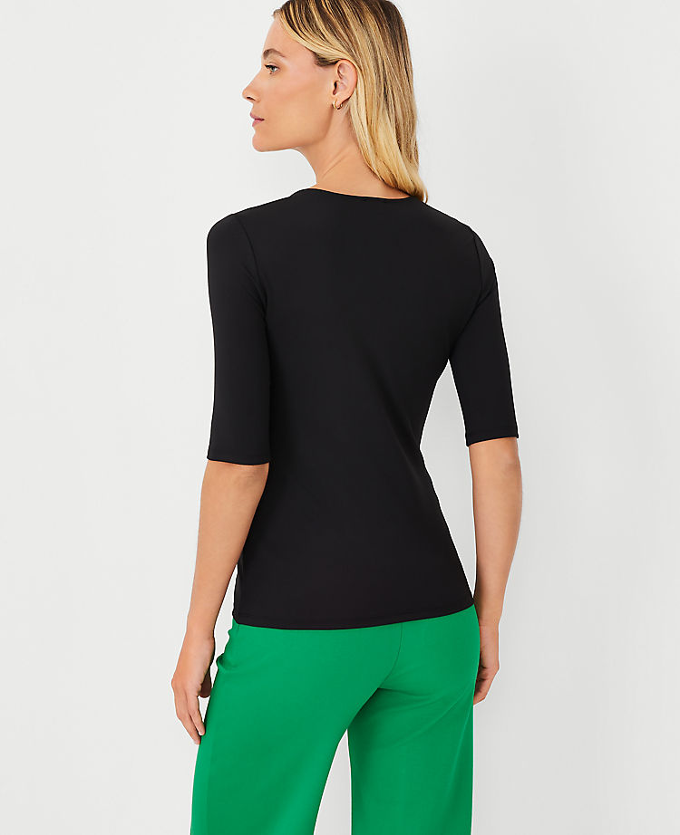 Refined Stretch Envelope Neck Top