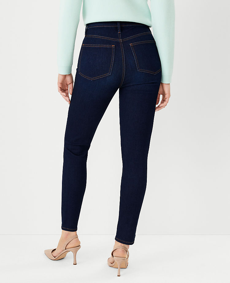Petite Curvy Sculpting Pocket High Rise Skinny Jeans in Rinse Wash