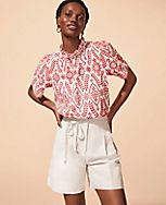 The Belted Short in Linen Blend carousel Product Image 3