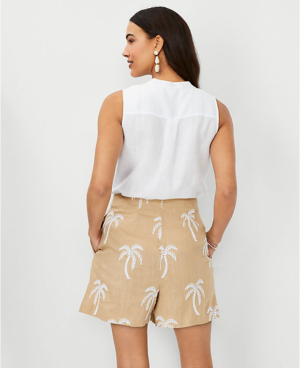 The Pleated Metro Short in Palm Embroidery