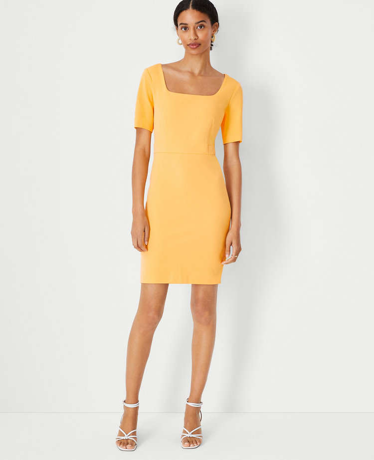 Scoop Neck Short Sleeve Sheath Dress