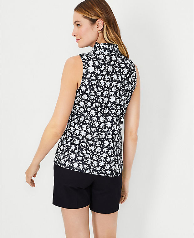 Floral Refined Stretch Ruffle V-Neck Top