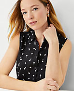 Floral Sleeveless Essential Shirt carousel Product Image 1