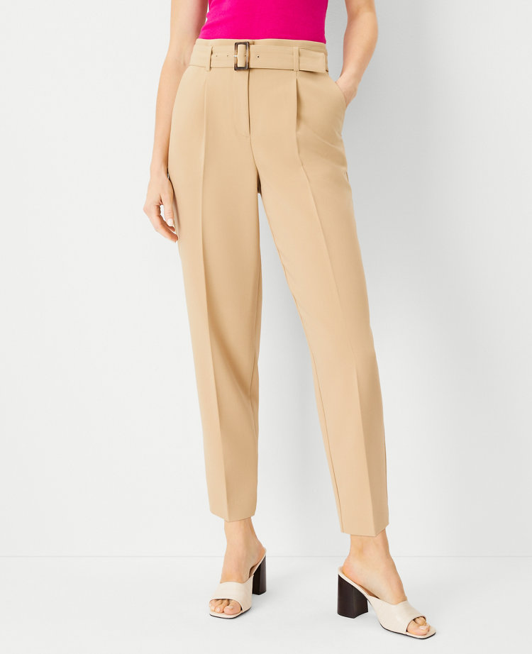 BELTED TAPERED PANTS - Light khaki