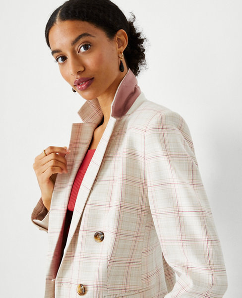 The Tailored Double Breasted Blazer in Plaid