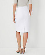 The Pencil Skirt in Linen Blend carousel Product Image 2