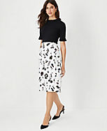 Petite Floral Pencil Skirt carousel Product Image 3