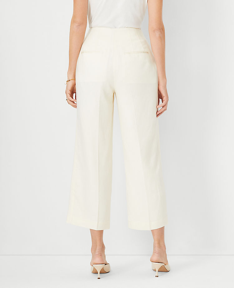 The Seamed Straight Crop Pant - Curvy Fit