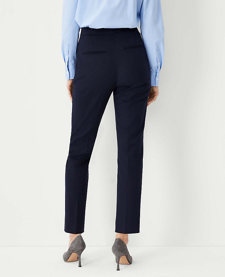 The Petite Eva Ankle Pant in Stretch Cotton - Curvy Fit
