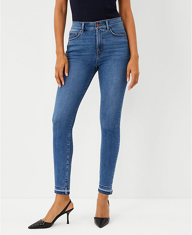 Sculpting Pocket High Rise Skinny Jeans in Classic Mid Wash