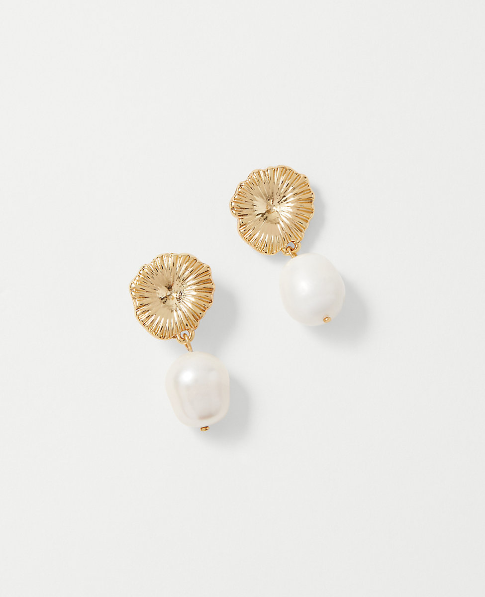 Pearlized Flower Drop Earrings