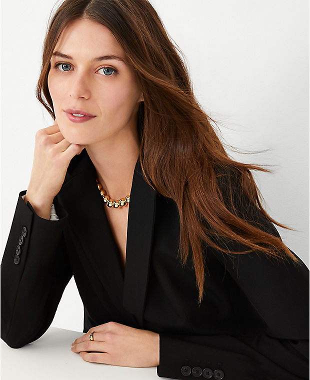 The Notched One Button Blazer in Seasonless Stretch