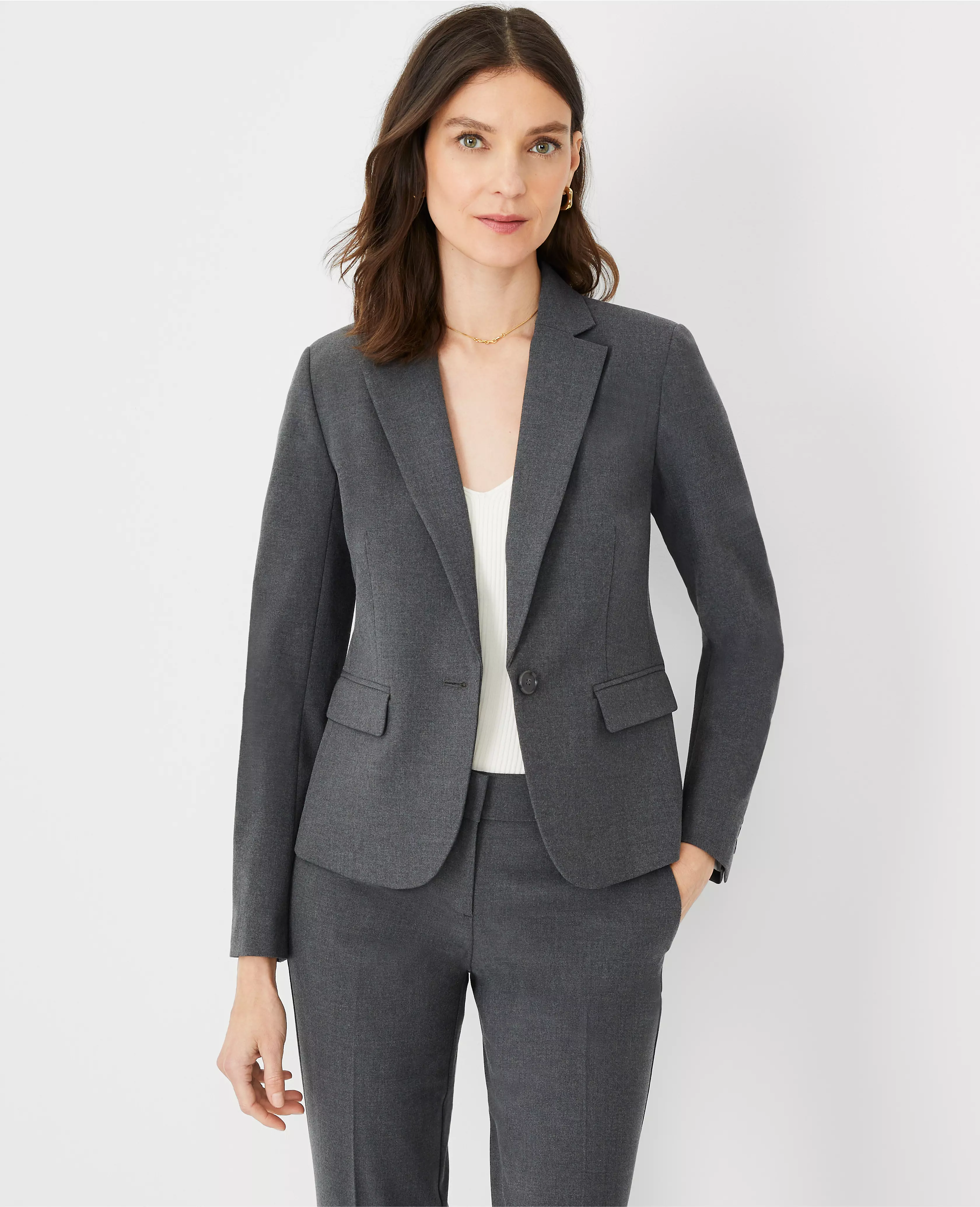 The Petite Notched One Button Blazer in Seasonless Stretch