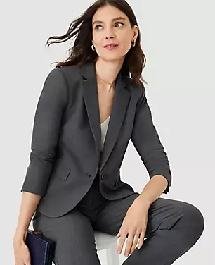 The Petite Notched One Button Blazer in Seasonless Stretch carousel Product Image 3