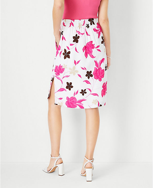 Floral Pull On Pencil Skirt