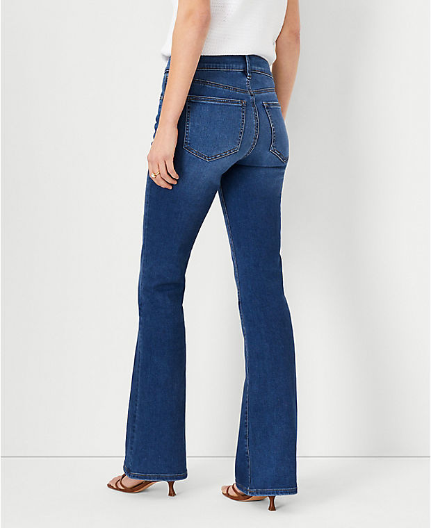 Petite Sculpting Pocket Mid Rise Boot Cut Jeans in Classic Mid Wash