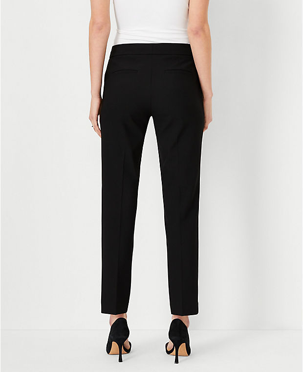 The Eva Ankle Pant in Seasonless Stretch - Curvy Fit