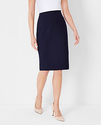 Ann Taylor The Tall Seamed Pencil Skirt In Seasonless Stretch In Deep Navy Sky