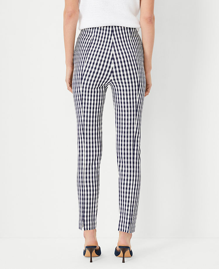 The Petite Audrey Ankle Pant in Plaid - Curvy Fit
