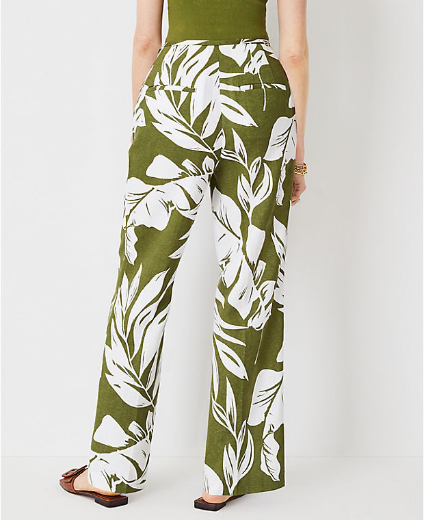 The Seamed Side Zip Straight Pant in Tropical Print - Curvy Fit