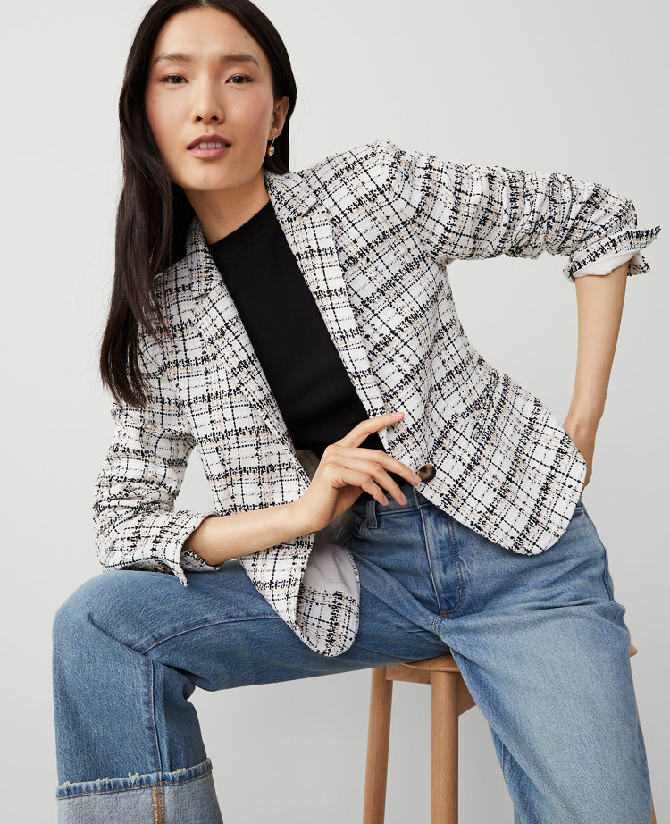 The Newbury Blazer in Plaid Tweed