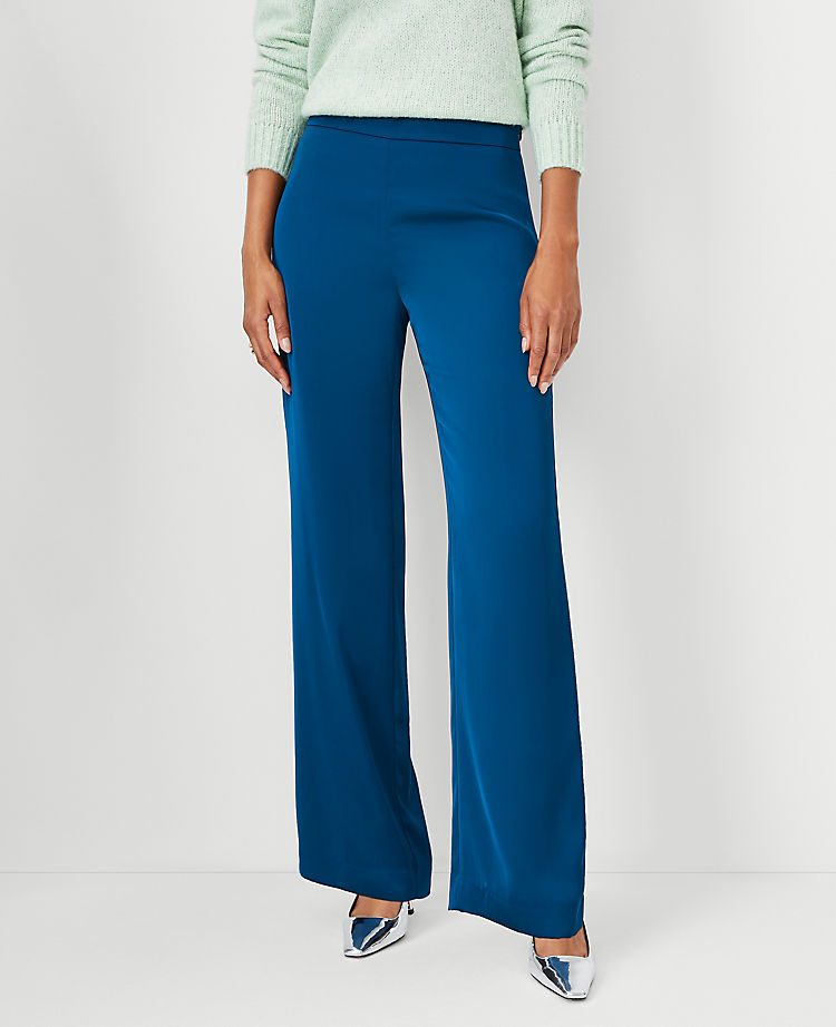 The Petite Side Zip Straight Pant in Satin