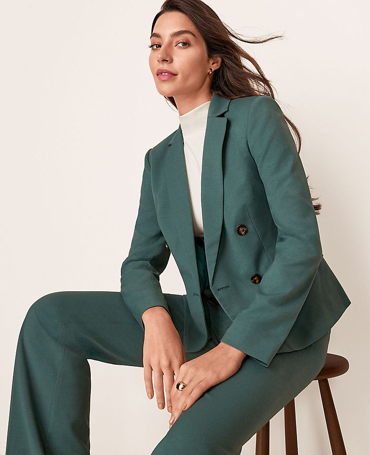 The Petite Shorter Tailored Double Breasted Blazer in Lightweight Weave