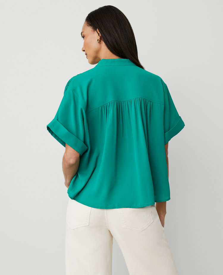 Mock Neck Popover