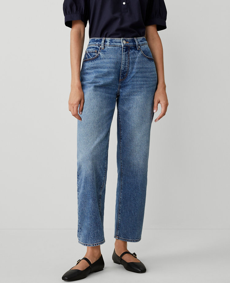 The Straight Leg Jean - Curvy Fit