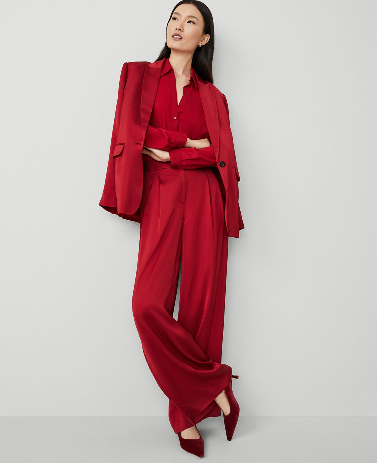 The Petite Dramatic Wide-Leg Satin Pant