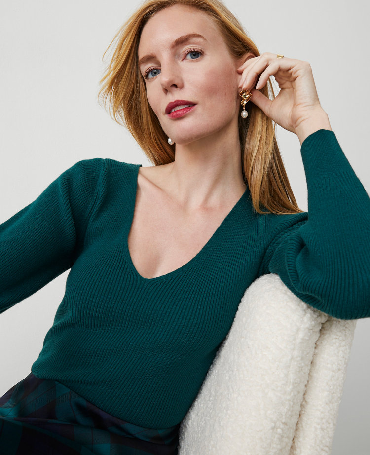 Petite Puff Sleeve V Neck Sweater