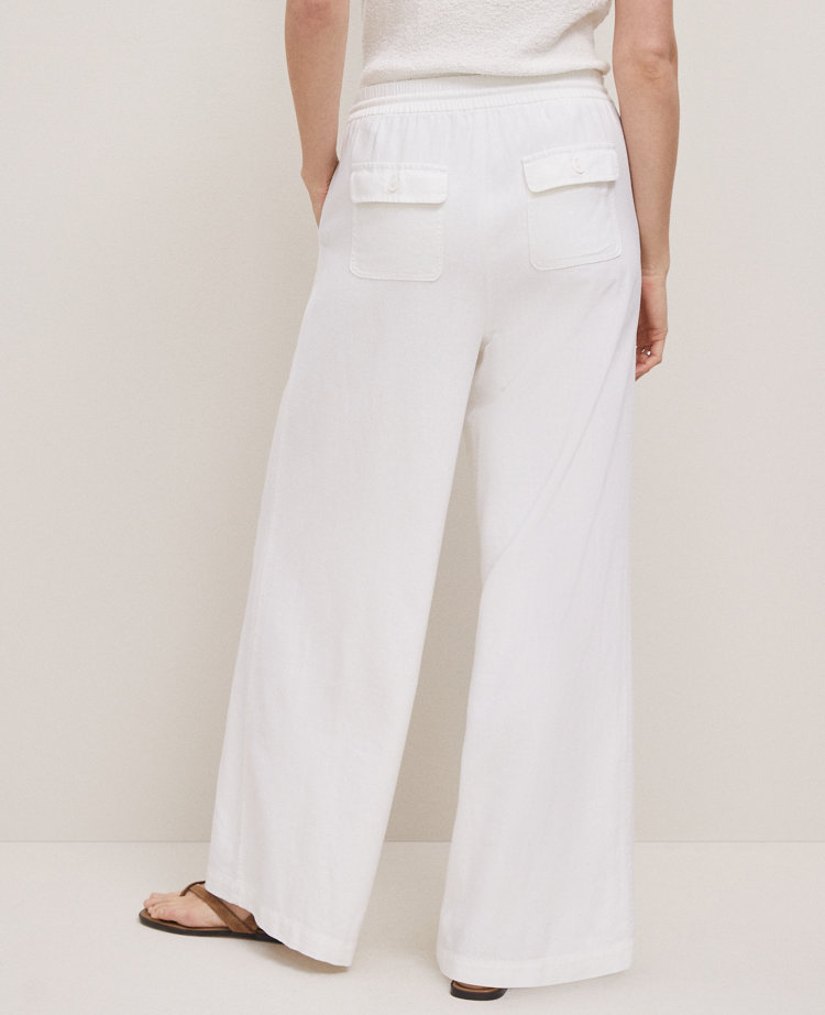 Weekend Collection Pull-On Wide-Leg Pant in Linen Twill