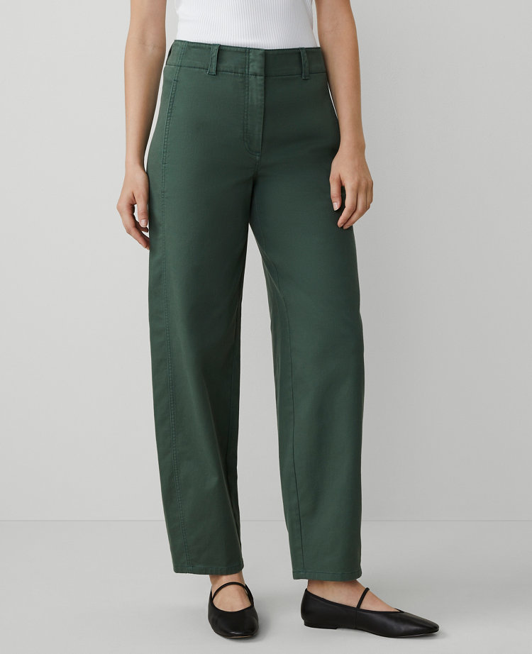 Petite Weekend Collection Seamed Barrel Ankle Pant