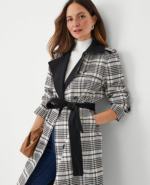 Twill Trench Coat in Plaid