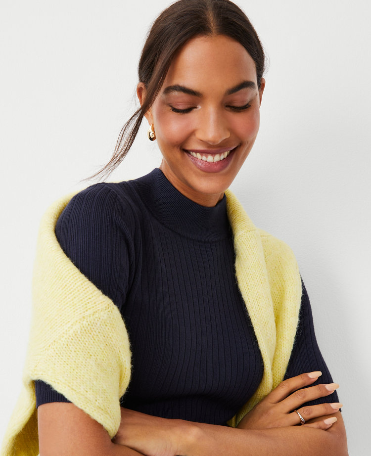 Ribbed Mock Neck Sweater Tee