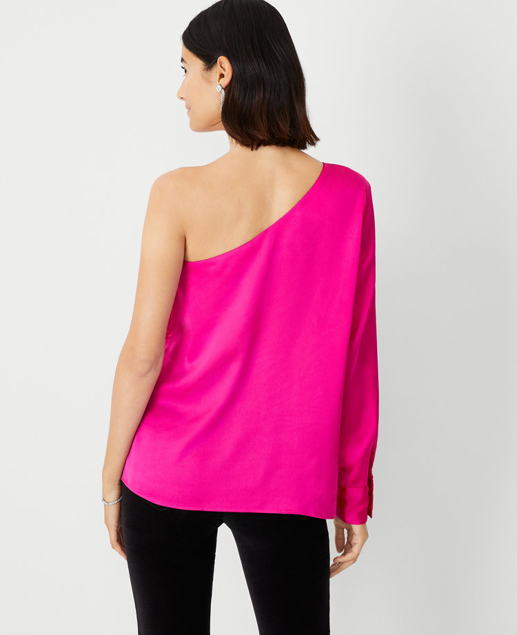 The 17 Best One-Shoulder Tops to Add to Cart