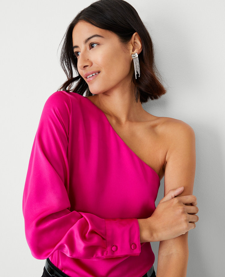 The 17 Best One-Shoulder Tops to Add to Cart