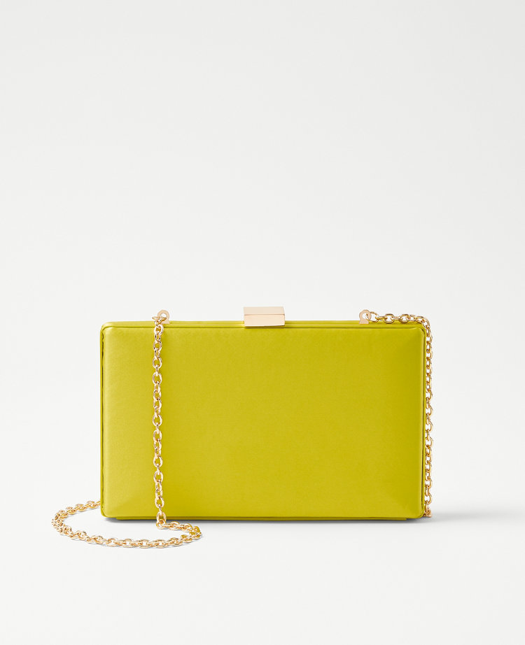 A hot sale clutch bag