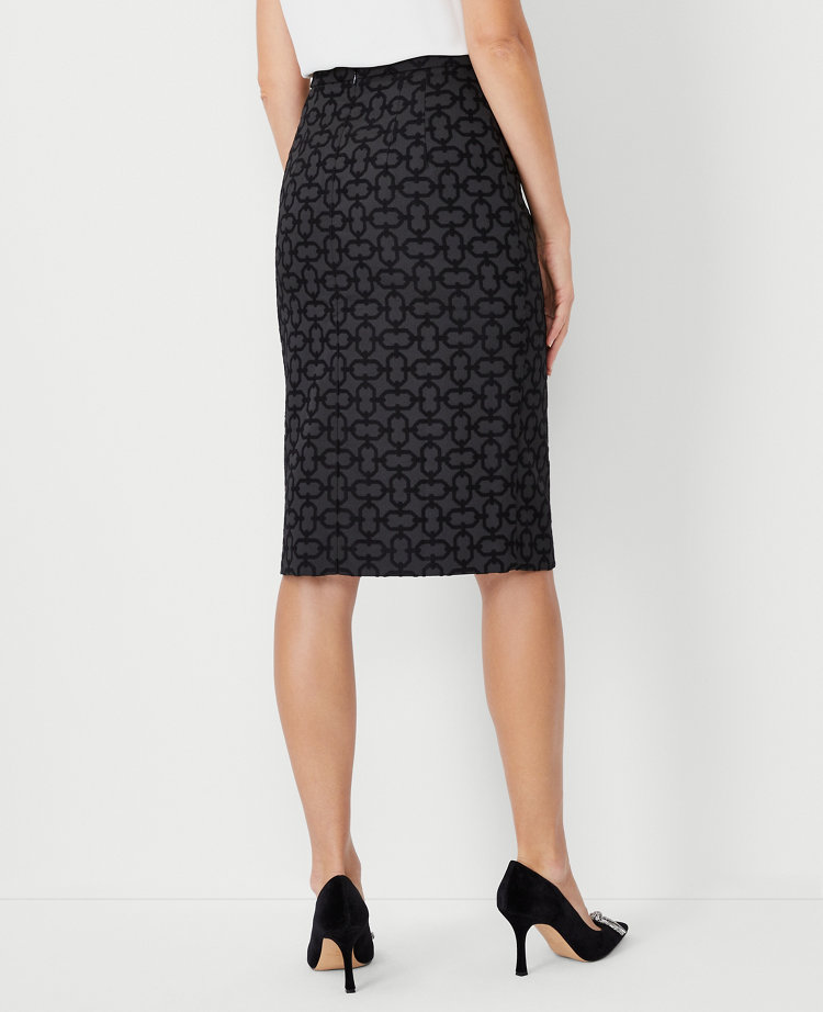 Link Jacquard Front Slit Pencil Skirt 