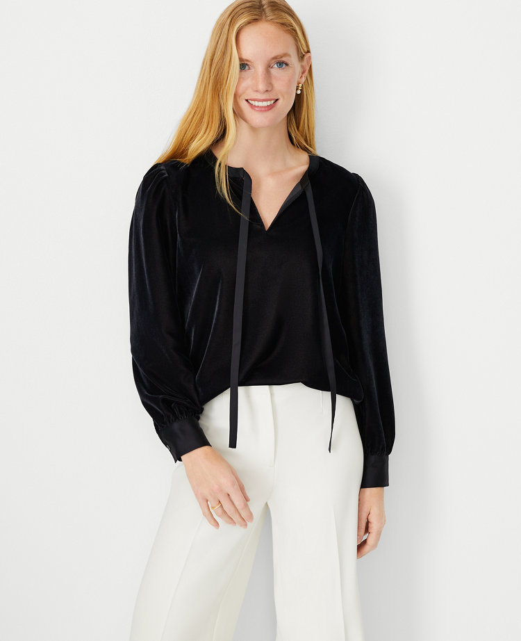 Petite Size Y-Neck Long Sleeve 3-Button Front Velvet Top