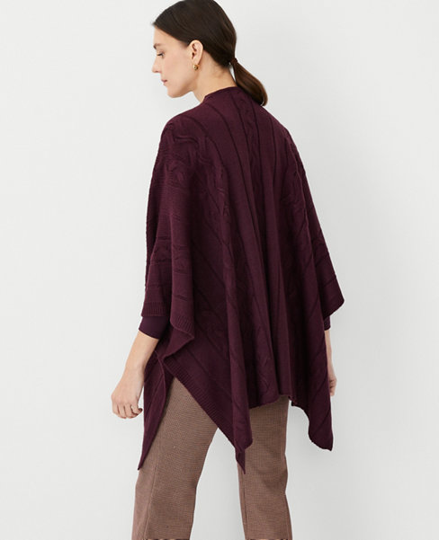 Cable Open Poncho