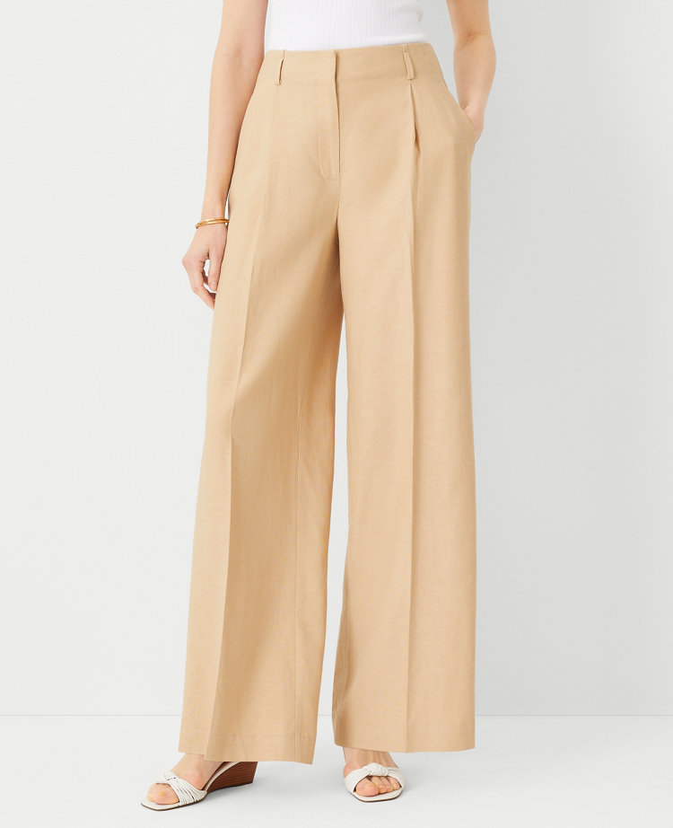 The Single Pleated Wide Leg Pant in Texture