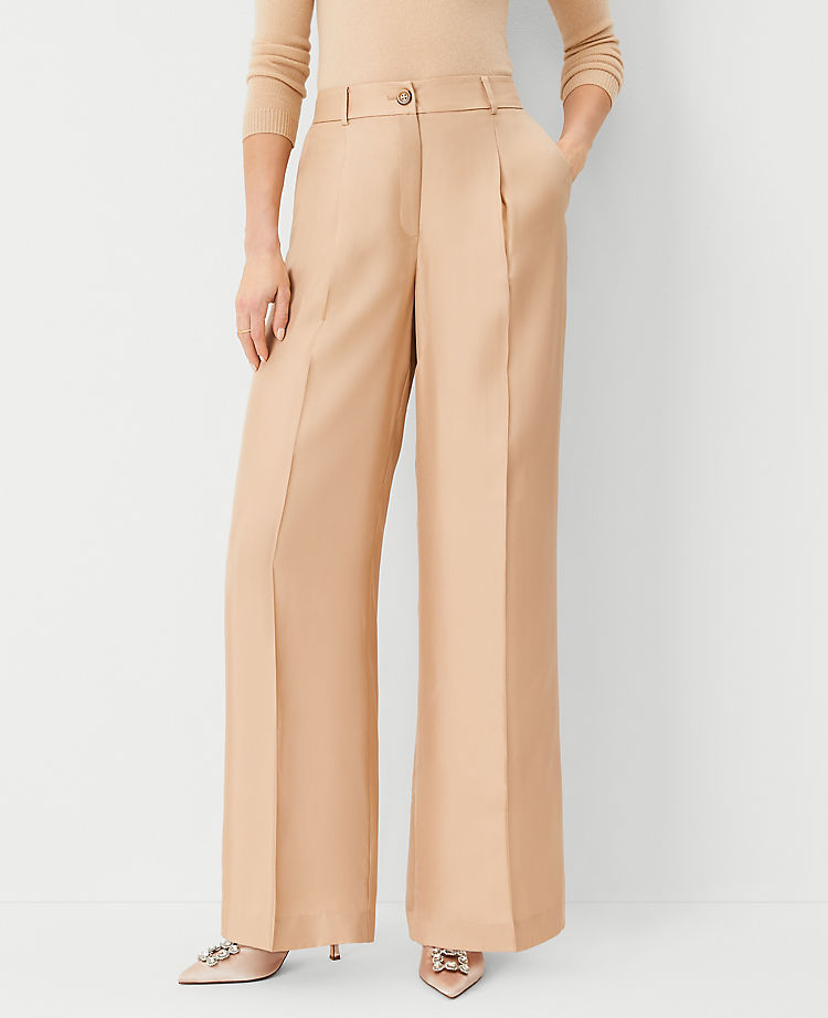 Studio Collection Pleated Wide Leg Pant in Silk