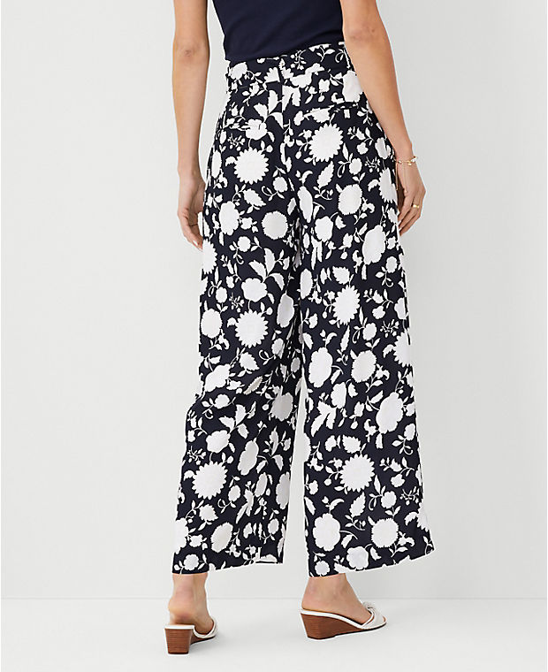 The Tie Waist Pleated Wide Leg Ankle Pant in Floral