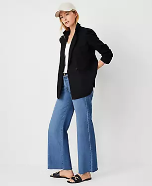 Petite AT Weekend Linen Blend Roll Sleeve Relaxed Blazer carousel Product Image 3