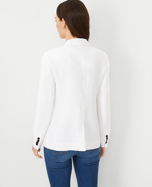 The Petite Tailored Double Breasted Blazer in Linen Blend