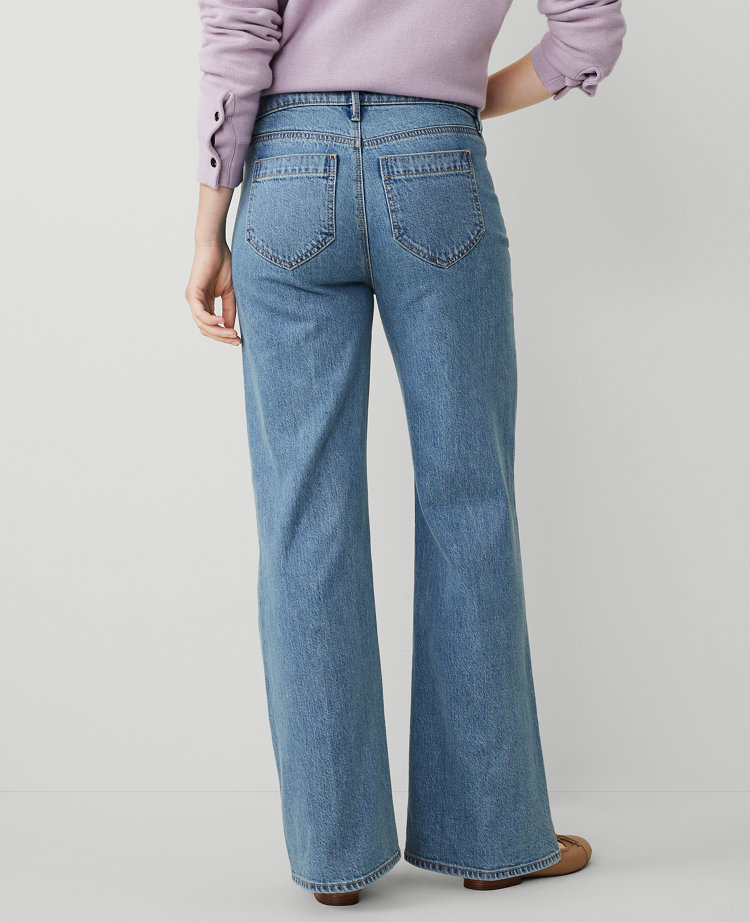 Ann Taylor AT Weekend High Rise Wide Leg Jeans Light Wash Indigo Women's