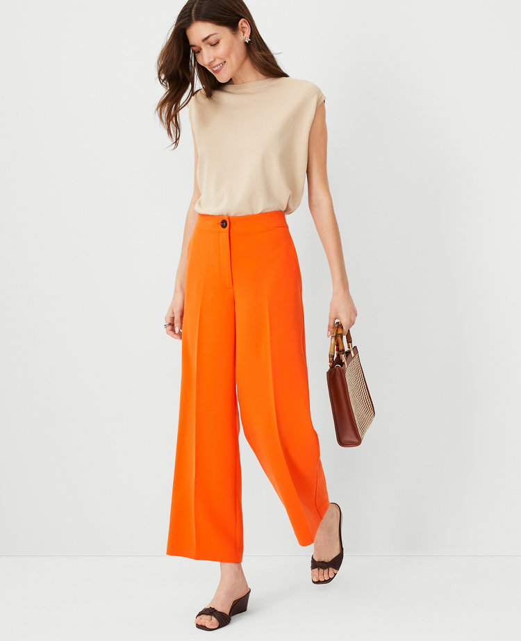 The Petite Wide Leg Ankle Pant in Crepe