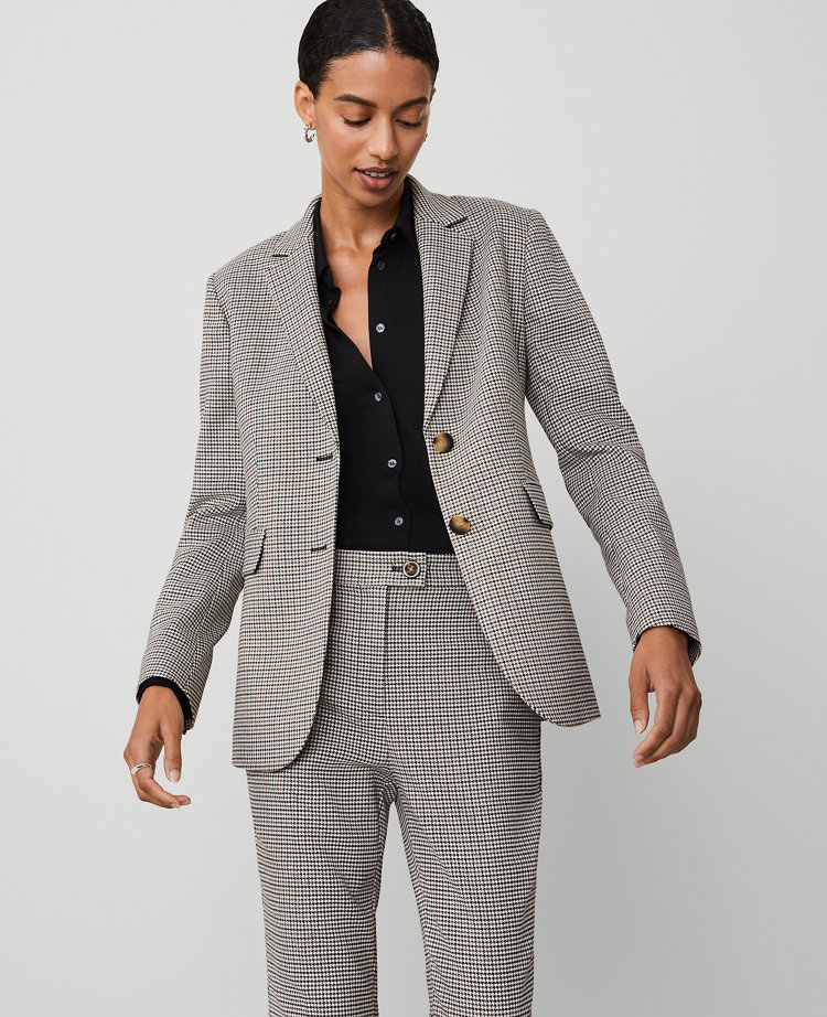 The Petite Greenwich Blazer in Houndstooth