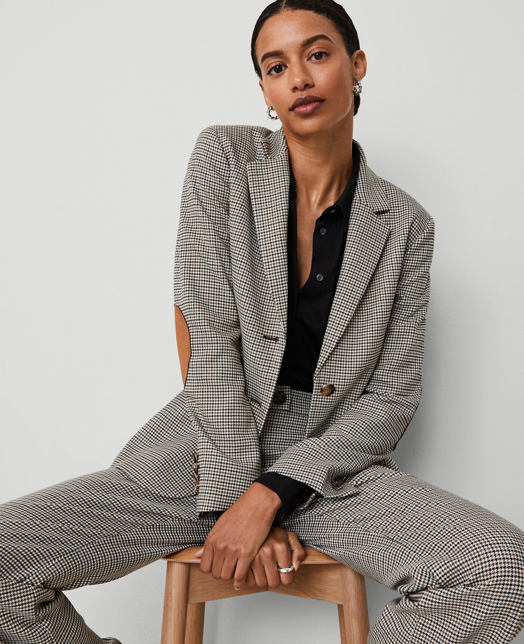 The Petite Greenwich Blazer in Houndstooth